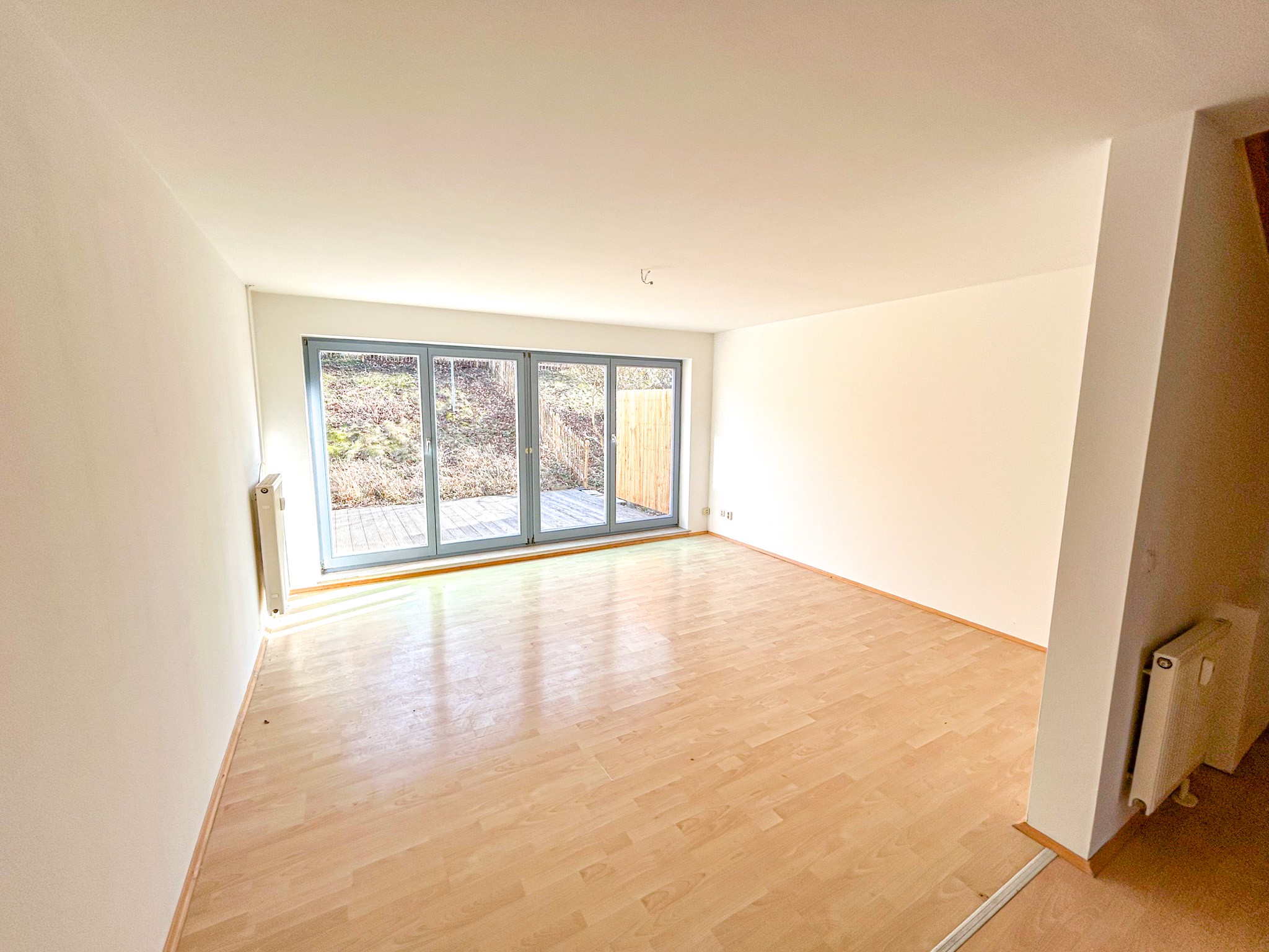 Gepflegte Eigentumswohnung als Reihenmittelhaus in Großschwabhausen – Wohnen zwischen Weimar & Jena