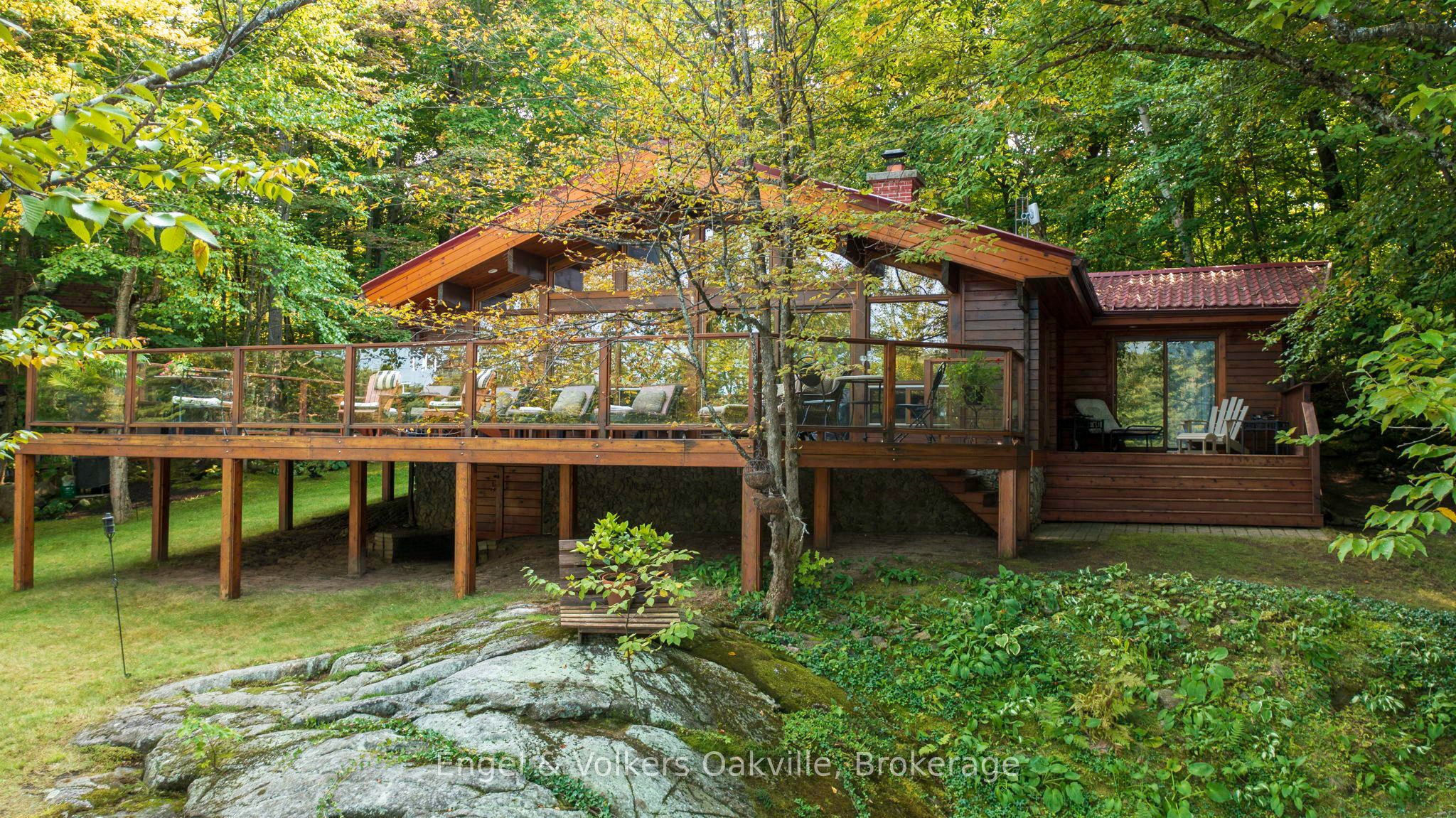 Embrace Four-Season Lake Living on Myers Lake