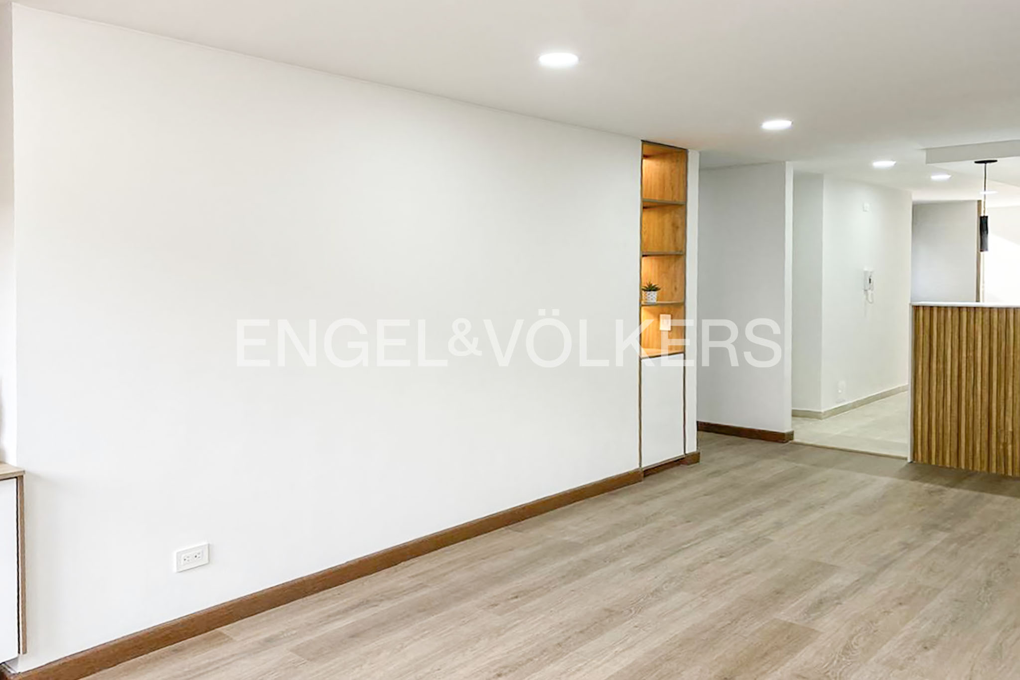 Apartamento remodelado para venta en Pasadena