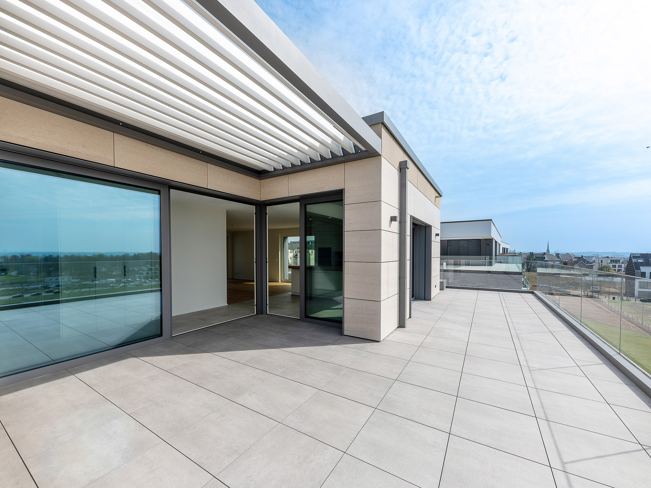Penthouse 3 chambres très bien coupé avec terrasse de 65m²