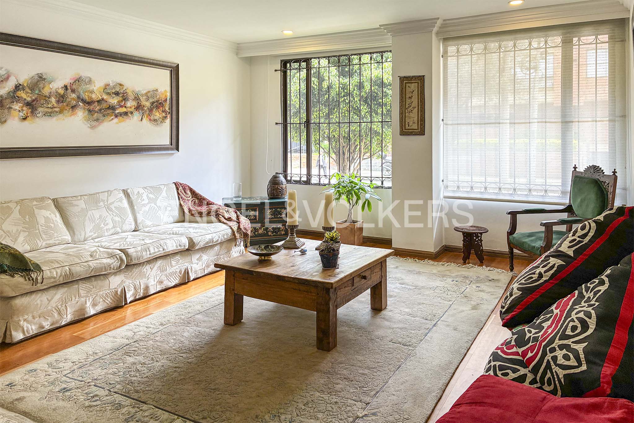 Apartamento con terraza para venta en Chicó Navarra