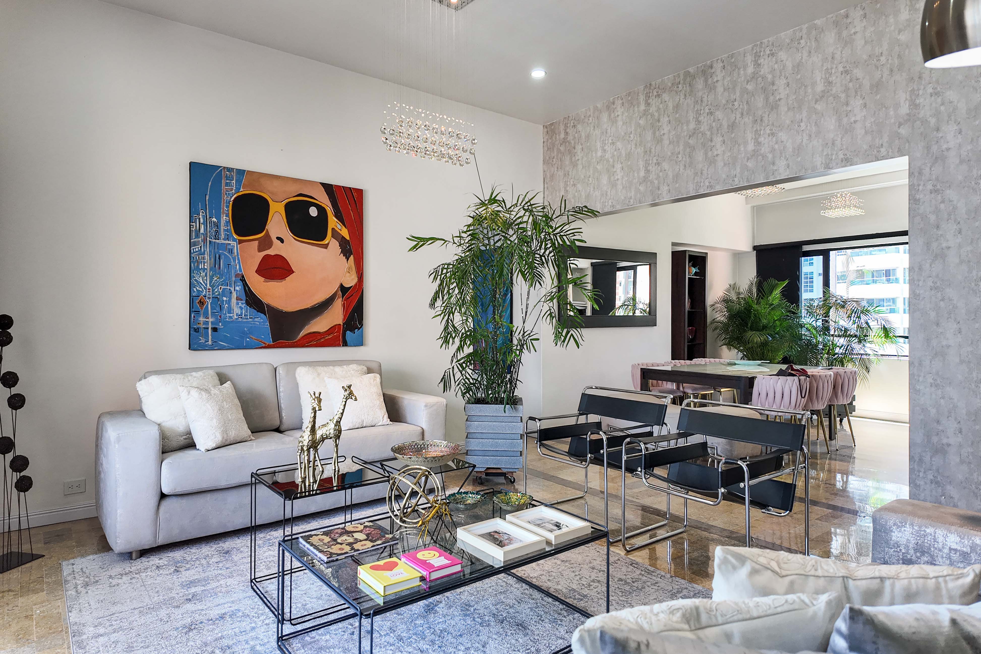 Apartamento con balcón para arriendo en Castropol, El Poblado