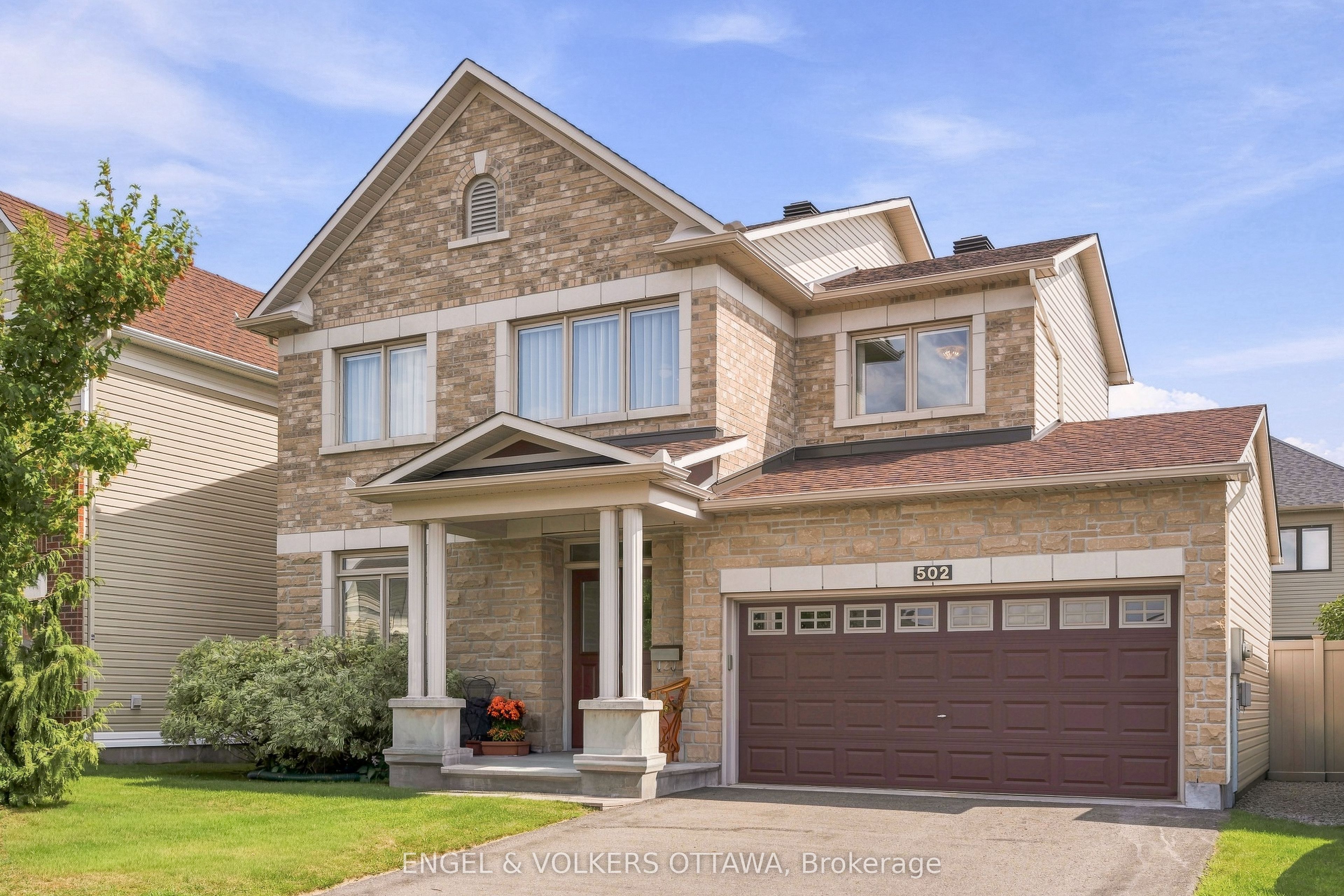 Meticulously maintained 3 bedroom home in Avalon!