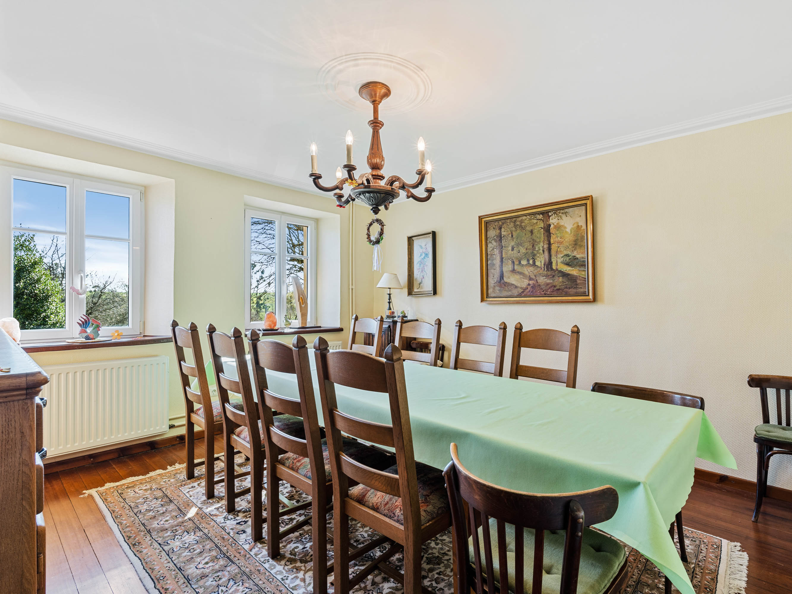 Superb farmhouse dating from 1841 with great potential for conversion into several residential units