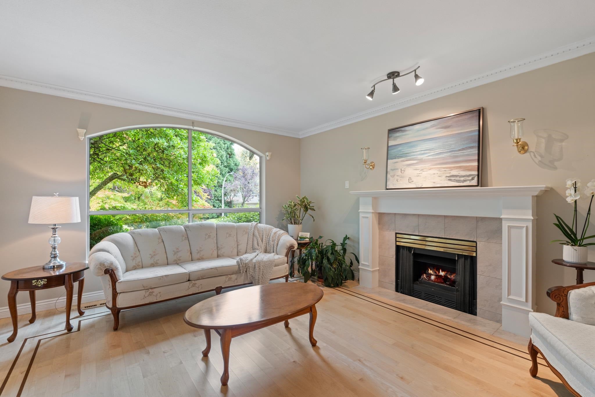 Original Owner Care, Triple Garage, Golf Course Proximity