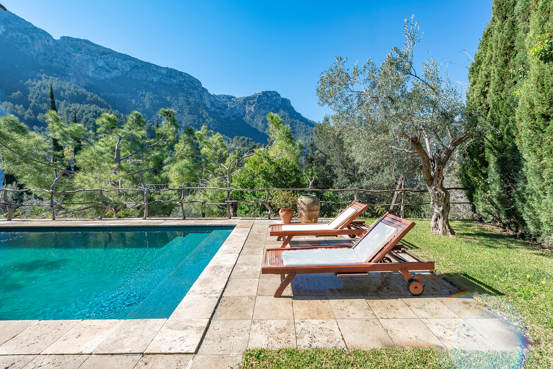 Vil·la preciosa amb piscina al centre de Deià – lloguer vacacional
