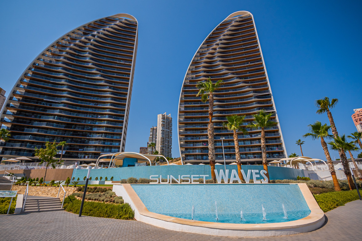 Apartamento de 2 dormitorios con licencia turística en Residencial Sunset Waves