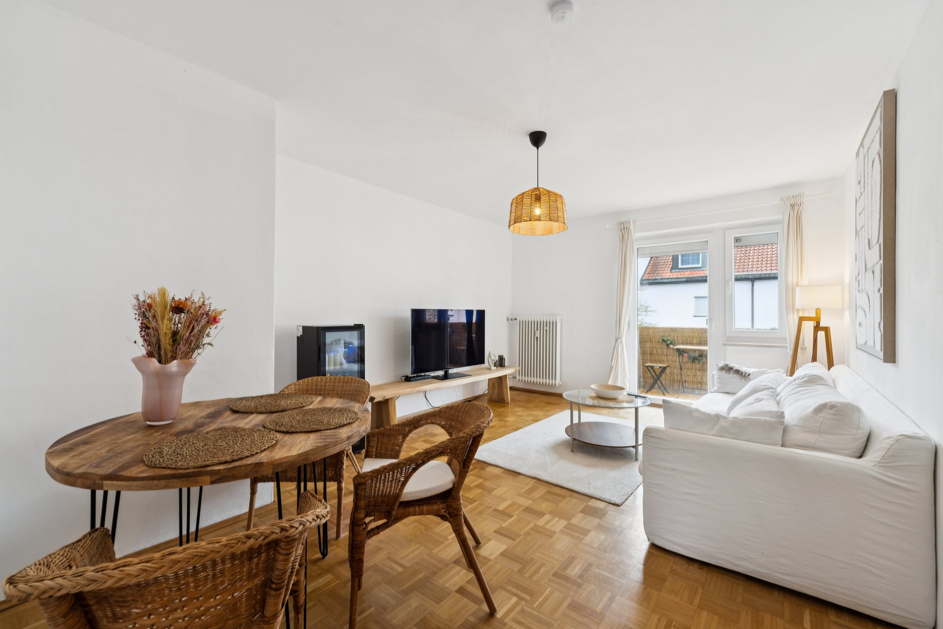 Bright three-room apartment with southwest-facing balcony in Feldkirchen
